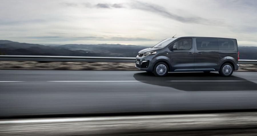  Peugeot Traveller 2016 года  (фото 34 из 39)